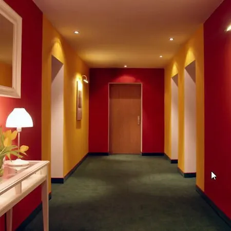 Traumblick Otel 3*